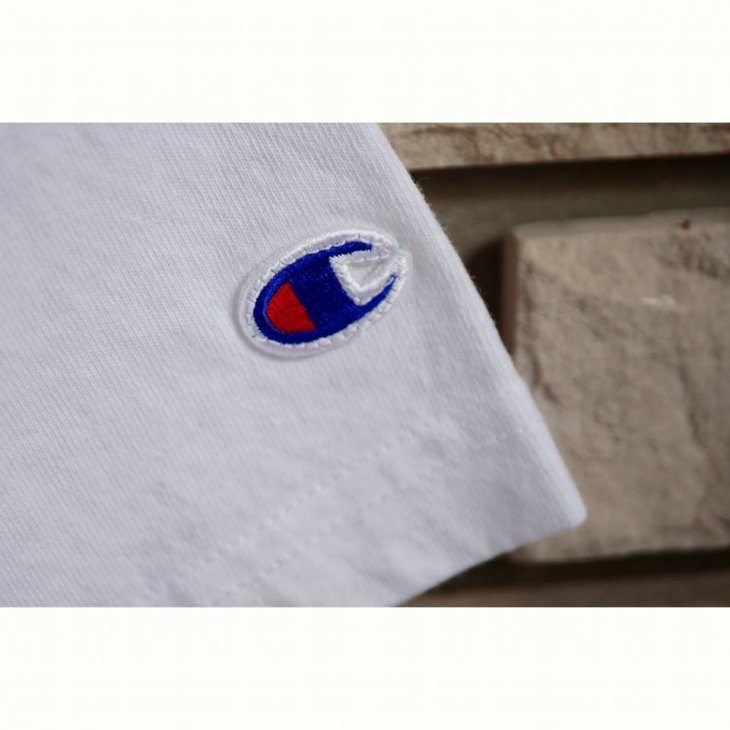 CHAMPION T-SHIRT