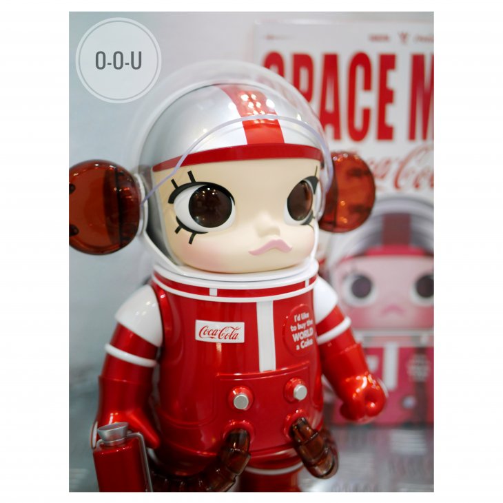 MEGA SPACE MOLLY 400% COCA-COLA CLASSIC