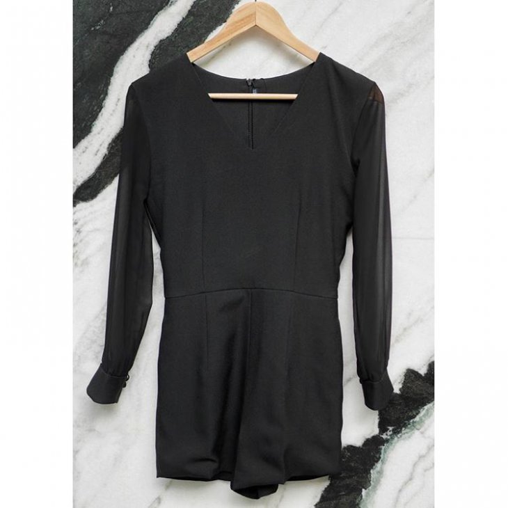 PLAY SUIT LONG SLEEVES