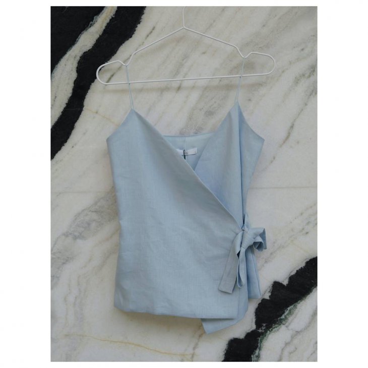 TIE TOP