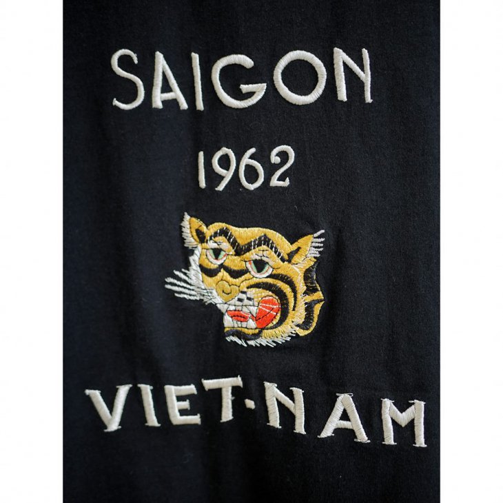 TOYOENTERPRISE TAILOR TOYO MEN\\\'S EMBROIDERED SAIGON 1962 VIETNAM POCKET T-SHIRT