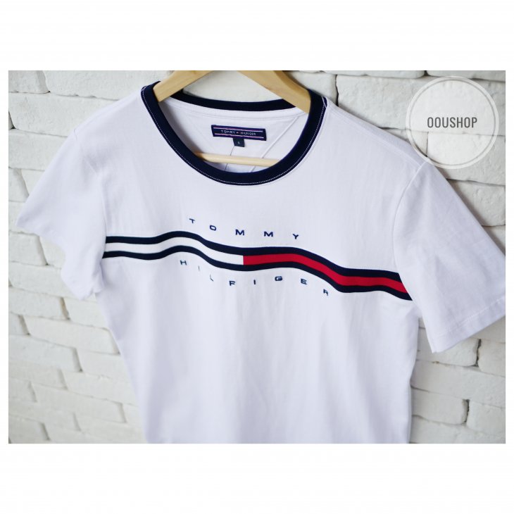 TOMMY HILFIGER ESSENTIAL FLAG LOGO T-SHIRT