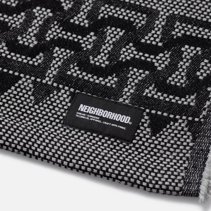 NEIGHBORHOOD GEOMETRIC PATTERN RUG