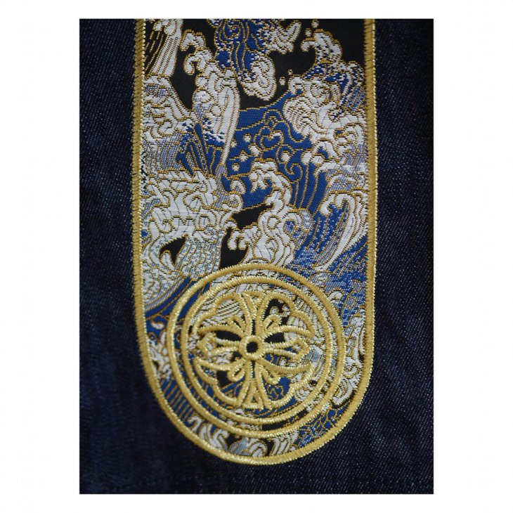 EVISU DAICOCK EMBROIDERY DENIM SHORTS