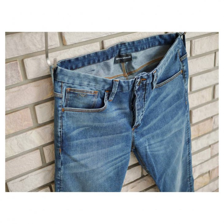EMPORIO ARMANI SLIM  JEANS