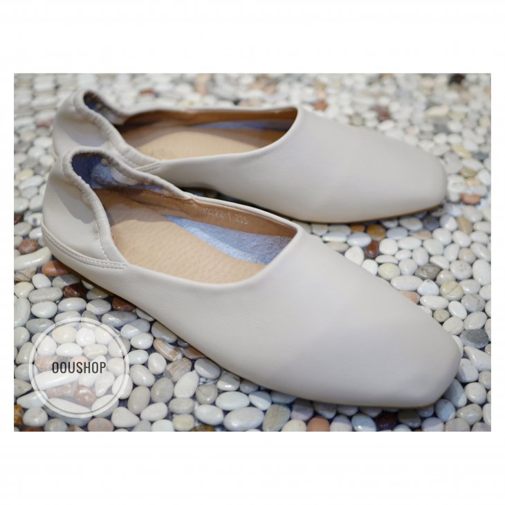 FLAT SOFT SHOES