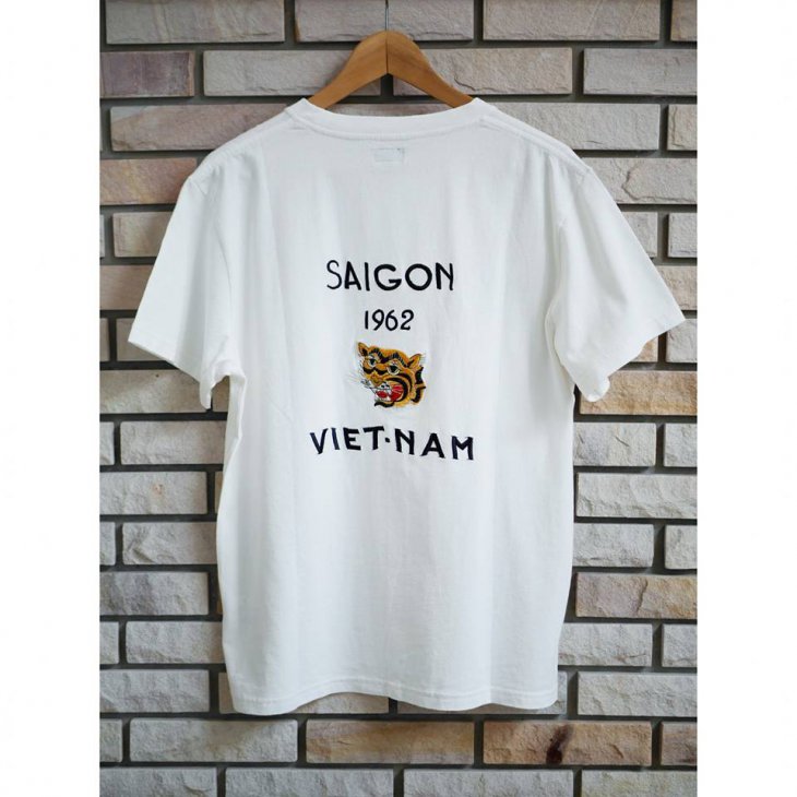 TOYOENTERPRISE TAILOR TOYO MEN\\\'S EMBROIDERED SAIGON 1962 VIETNAM POCKET T-SHIRT