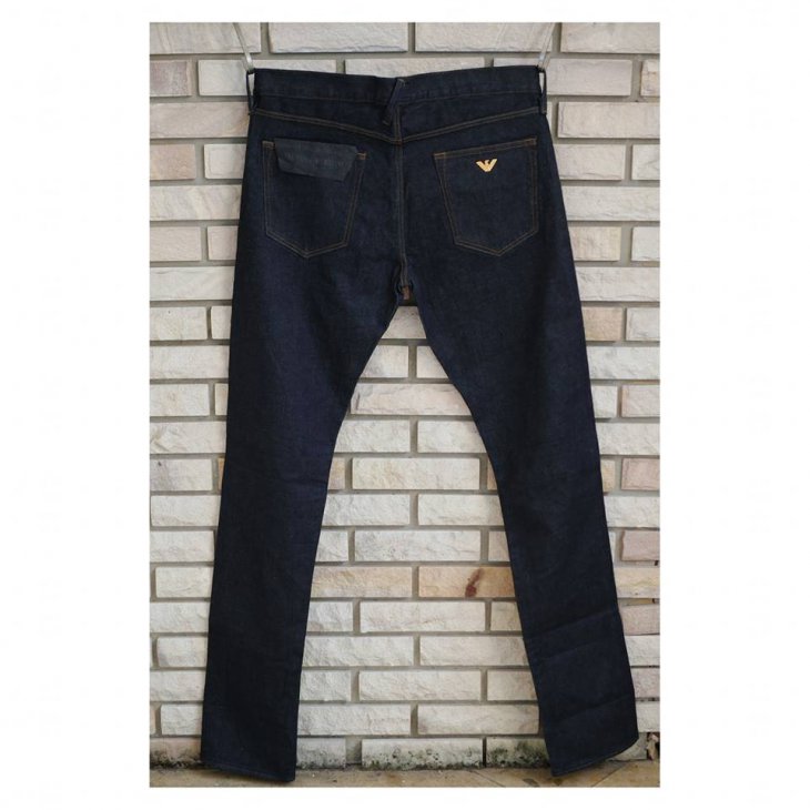 EMPORIO ARMANI TAPERED FIT JEANS