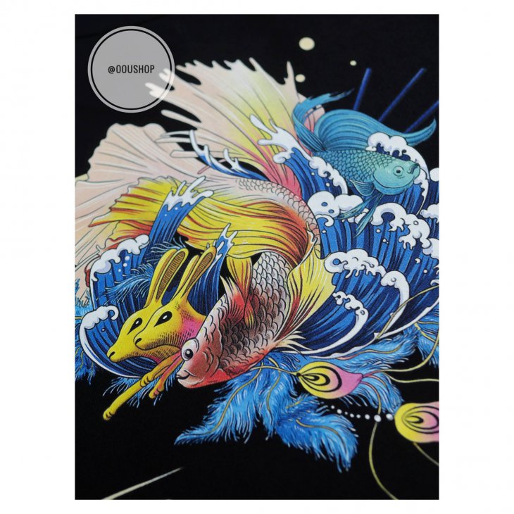 EVISU CARP AND PEACOCK PRINT T-SHIRT