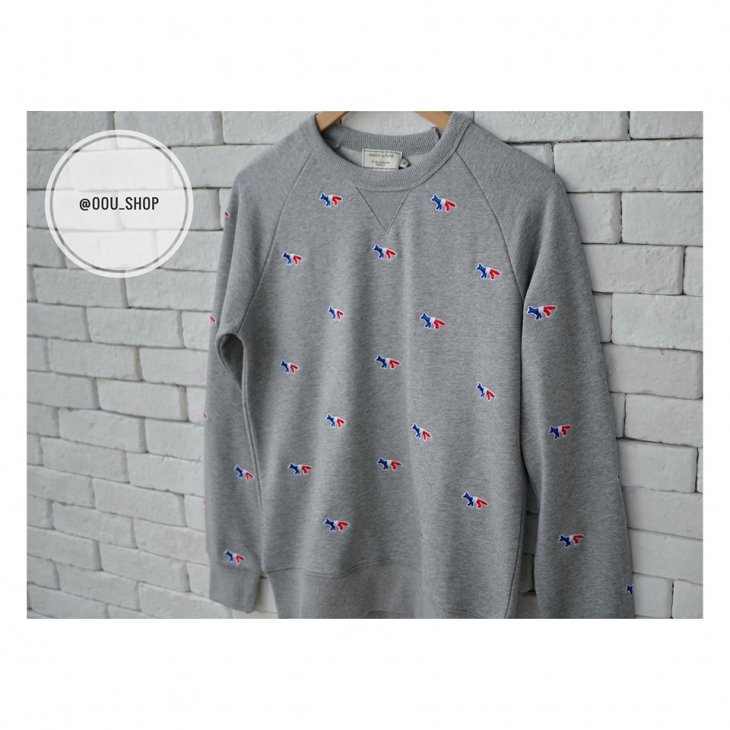 MAISON KITSUNE ALL-OVER TRICOLOR FOX EMBROIDERY WOMEN SWEATSHIRT