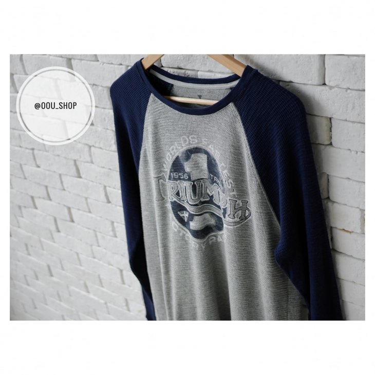 LUCKY BRAND TRIUMPH LONG SLEEVE TEE