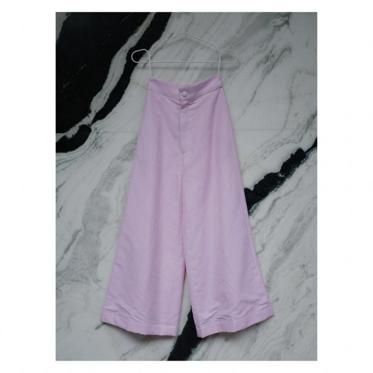 LESS CULOTTES