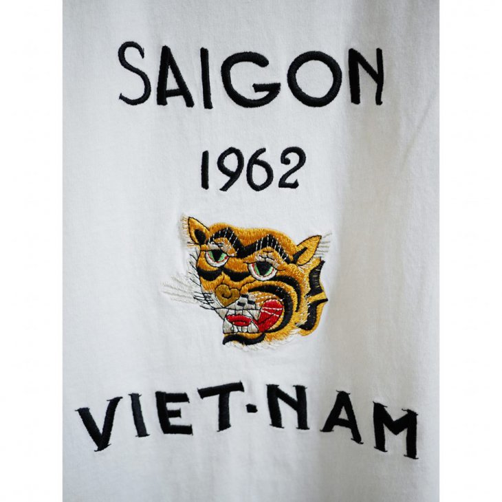 TOYOENTERPRISE TAILOR TOYO MEN\\\'S EMBROIDERED SAIGON 1962 VIETNAM POCKET T-SHIRT